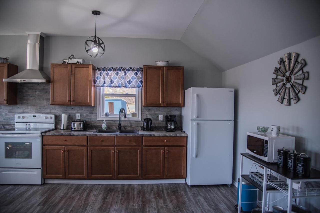 Family Ties Vacation Home - Hopkins House Twillingate Exterior photo